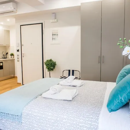 Apartamento A25 Pristine & Sunny Flat With Balcony At Downtown Atenas Exterior foto