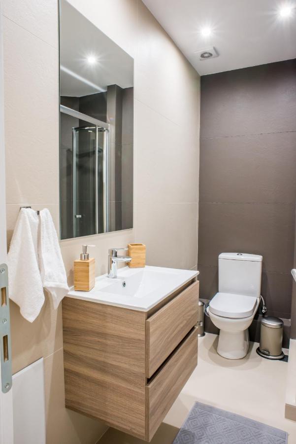 Appartement A25 Pristine & Sunny Flat With Balcony At Downtown